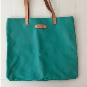 Gently used Foxy Fix teal tote.